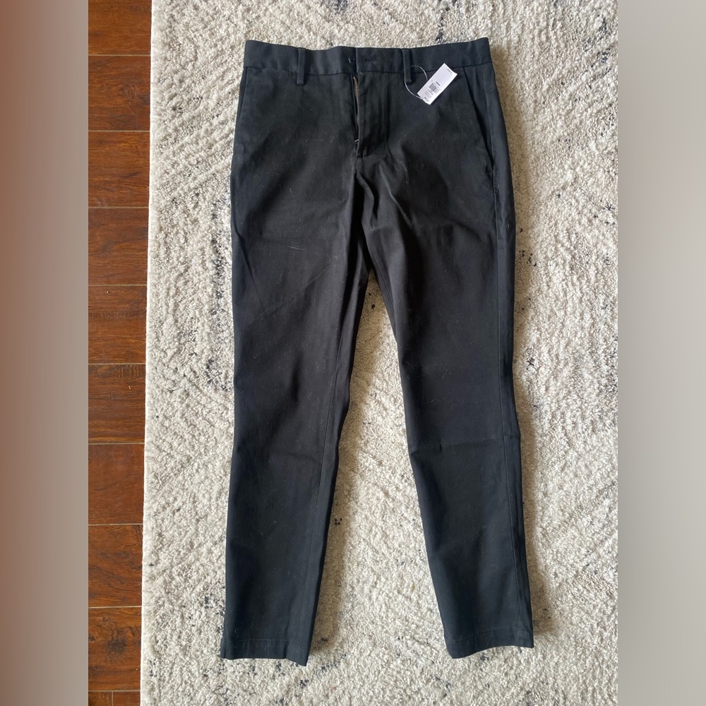 Black Banana Republic Rapid Movement Skinny Chino - NEW with tags